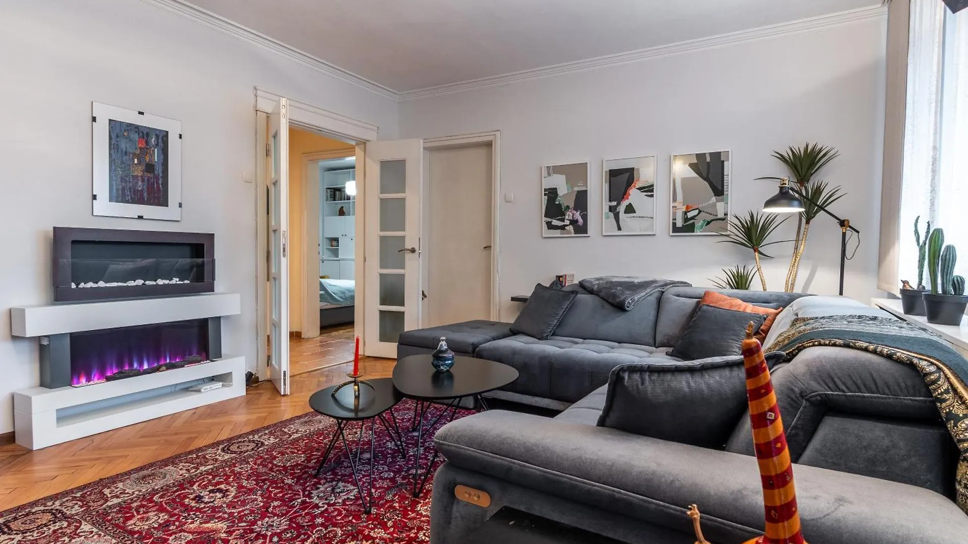 Apartment Spacious 3-Br Central Retreat Sofia