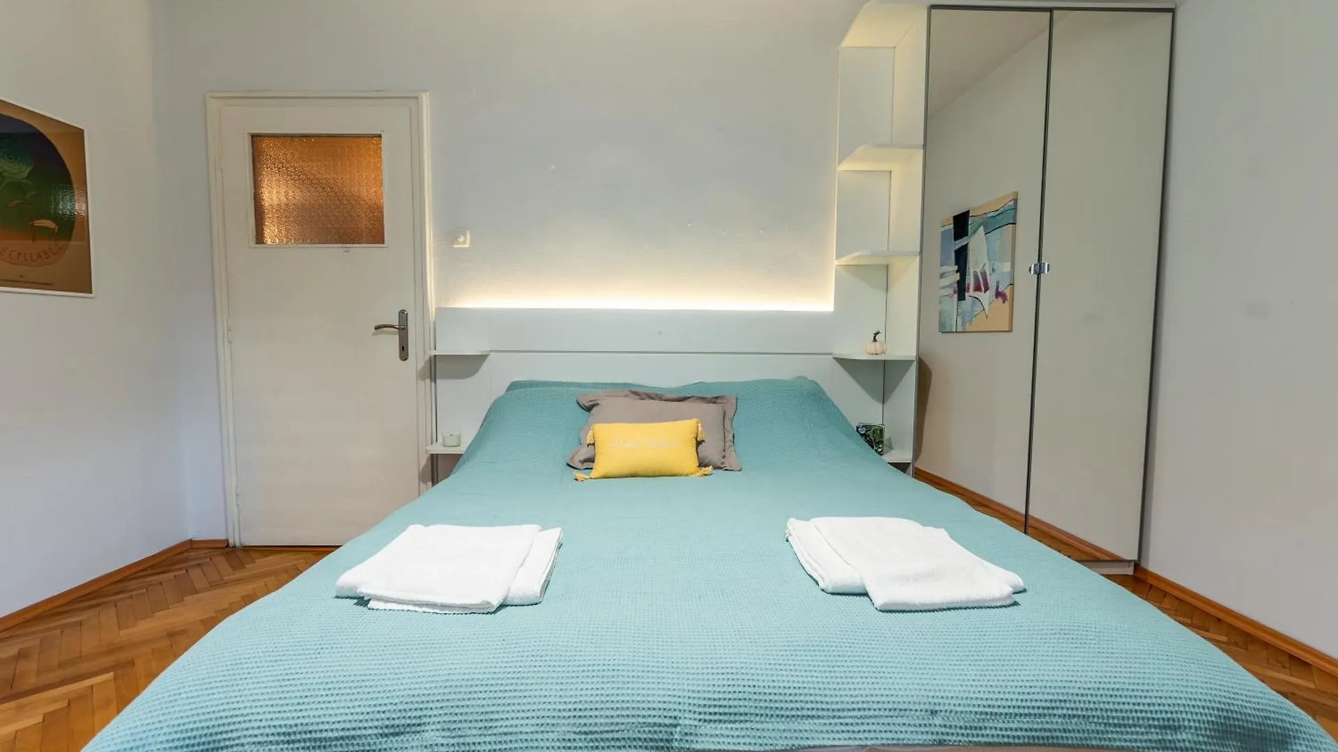 דירה סופיה Spacious 3-Br Central Retreat